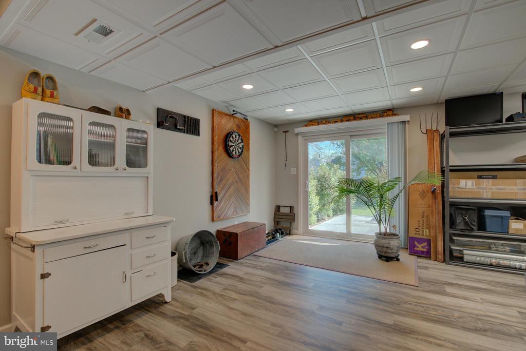 106 BETHAL COURT SW