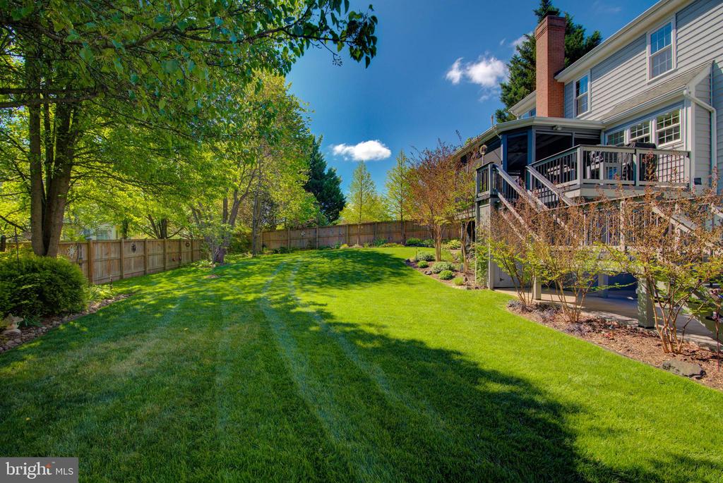 106 BETHAL COURT SW