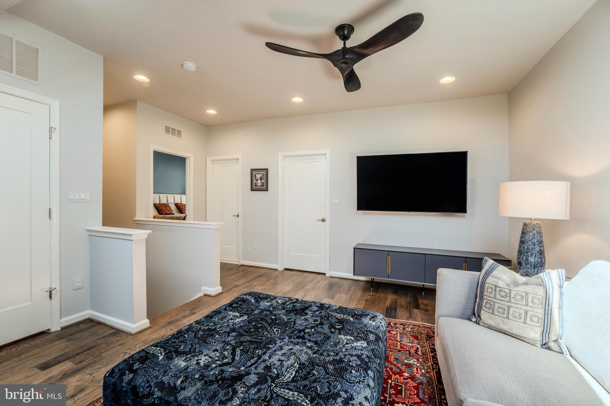42863 BEAVER CROSSING SQUARE