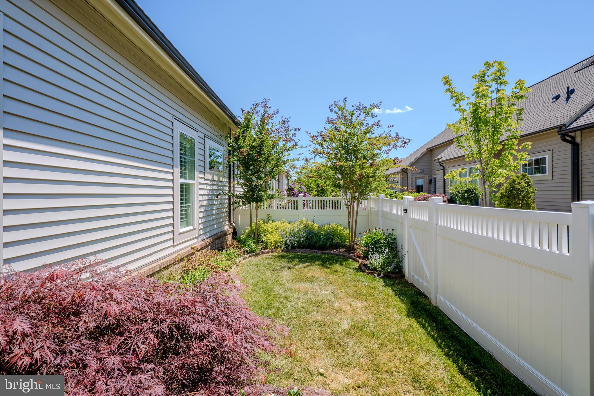 42863 BEAVER CROSSING SQUARE