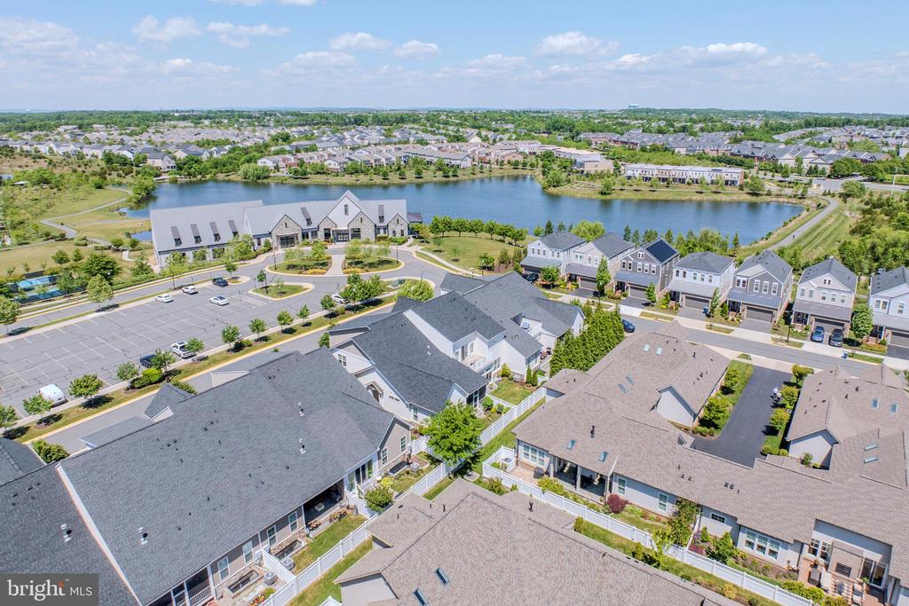 42863 BEAVER CROSSING SQUARE