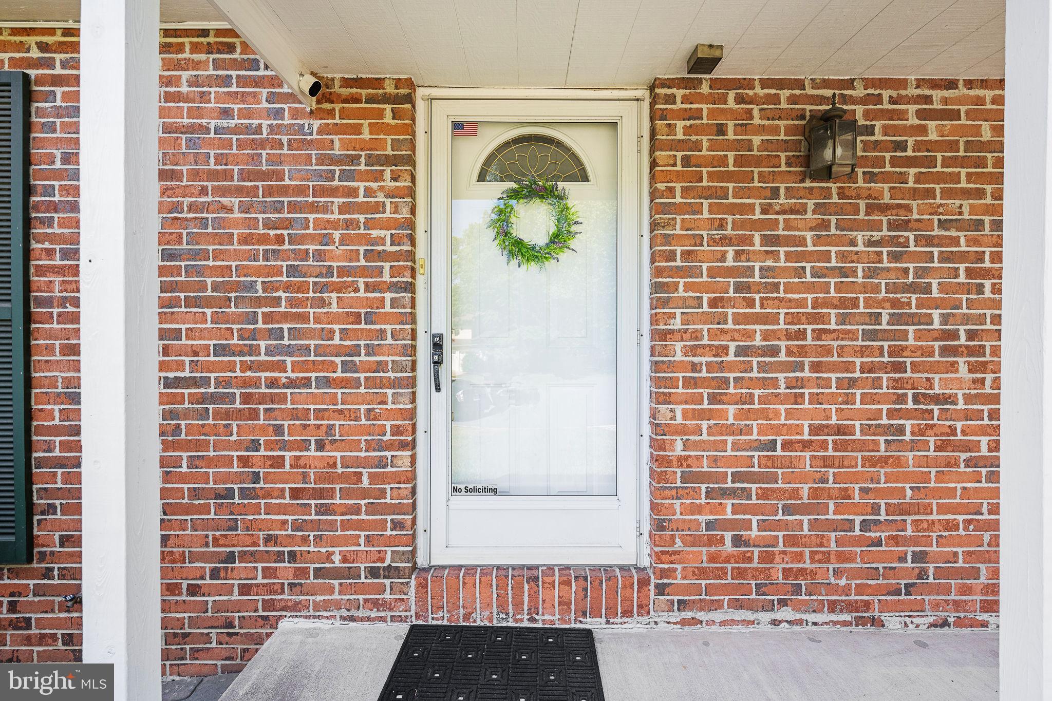 104 DEERWOOD COURT