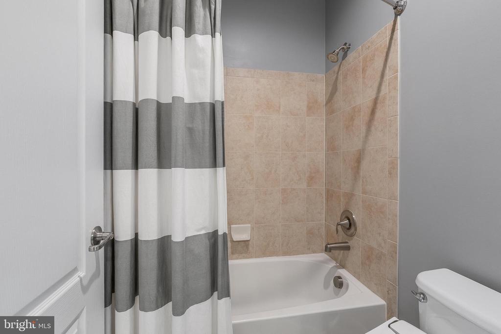 42018 MILL QUARTER PLACE
