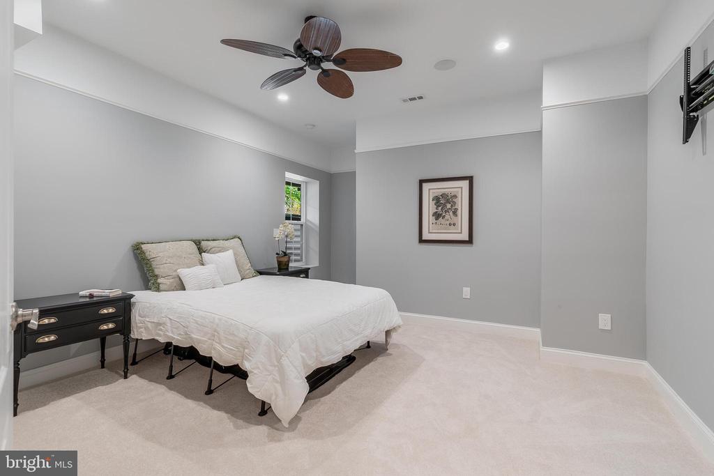 42018 MILL QUARTER PLACE