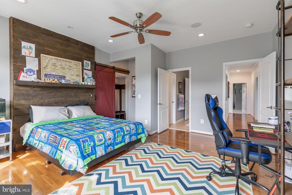 42018 MILL QUARTER PLACE