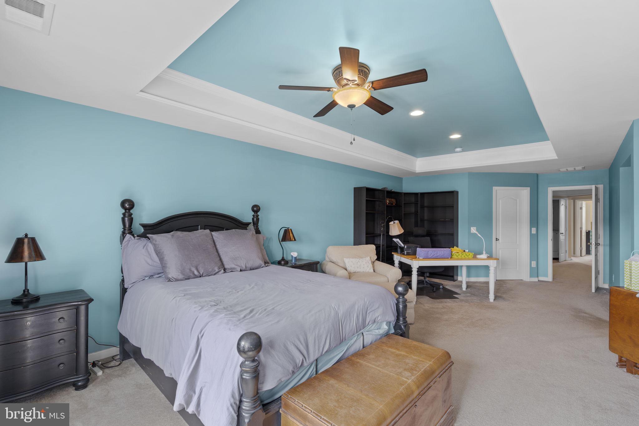 43682 CHICACOAN CREEK SQUARE