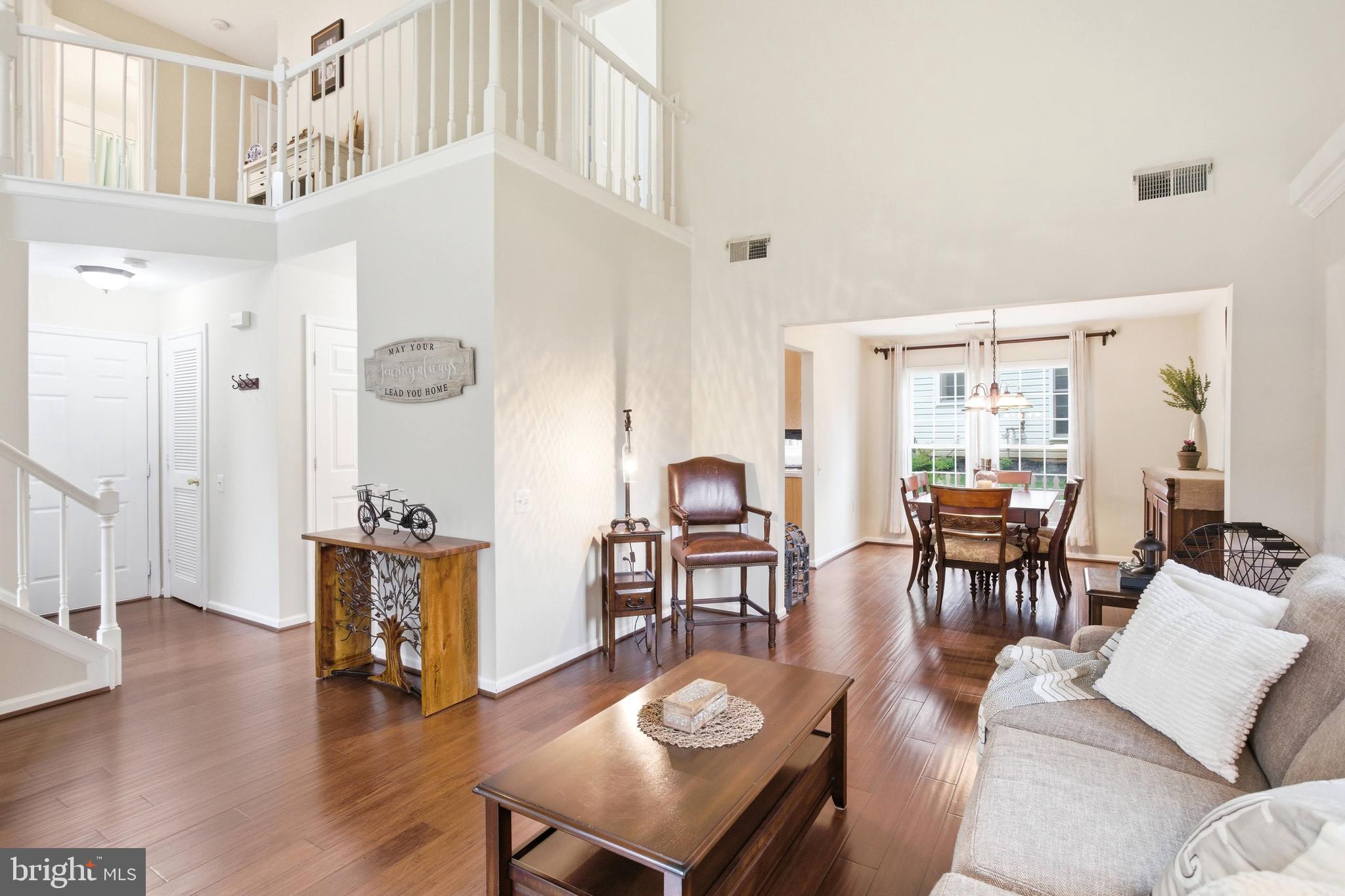 301 DEERPATH AVENUE SW