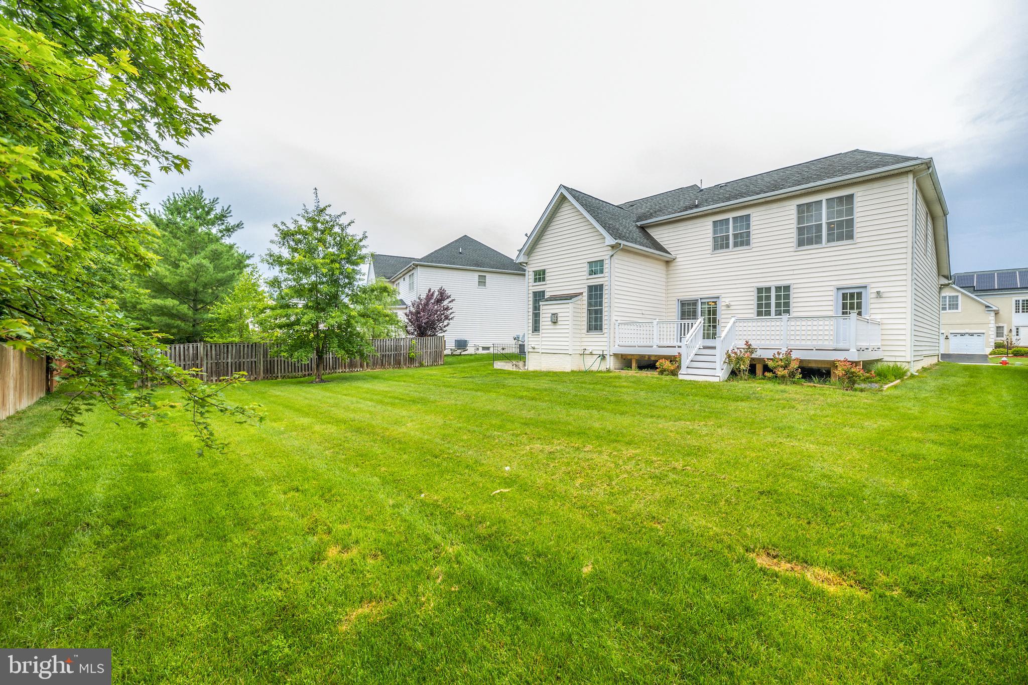 22829 QUEENSBRIDGE DRIVE