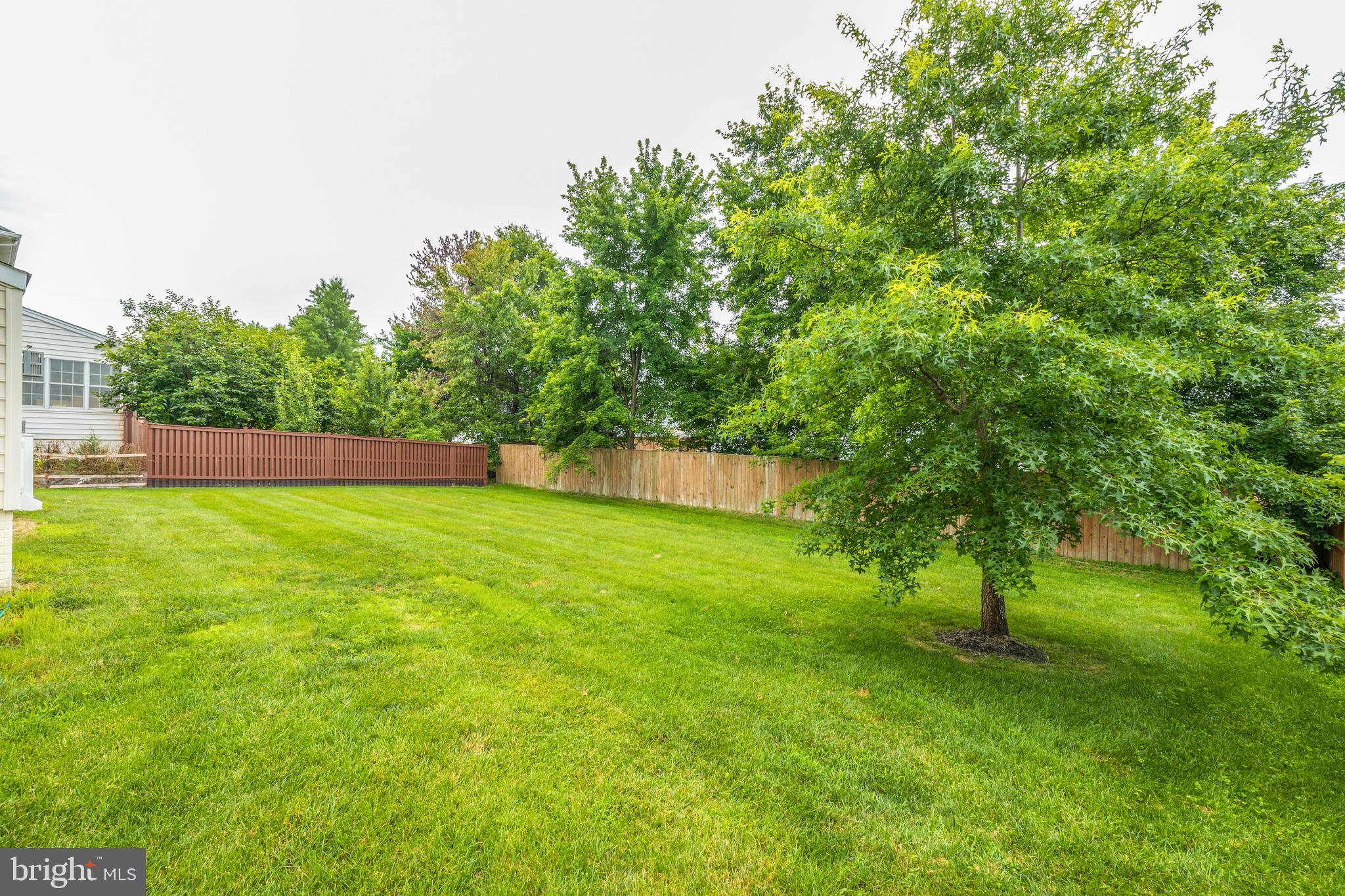 22829 QUEENSBRIDGE DRIVE