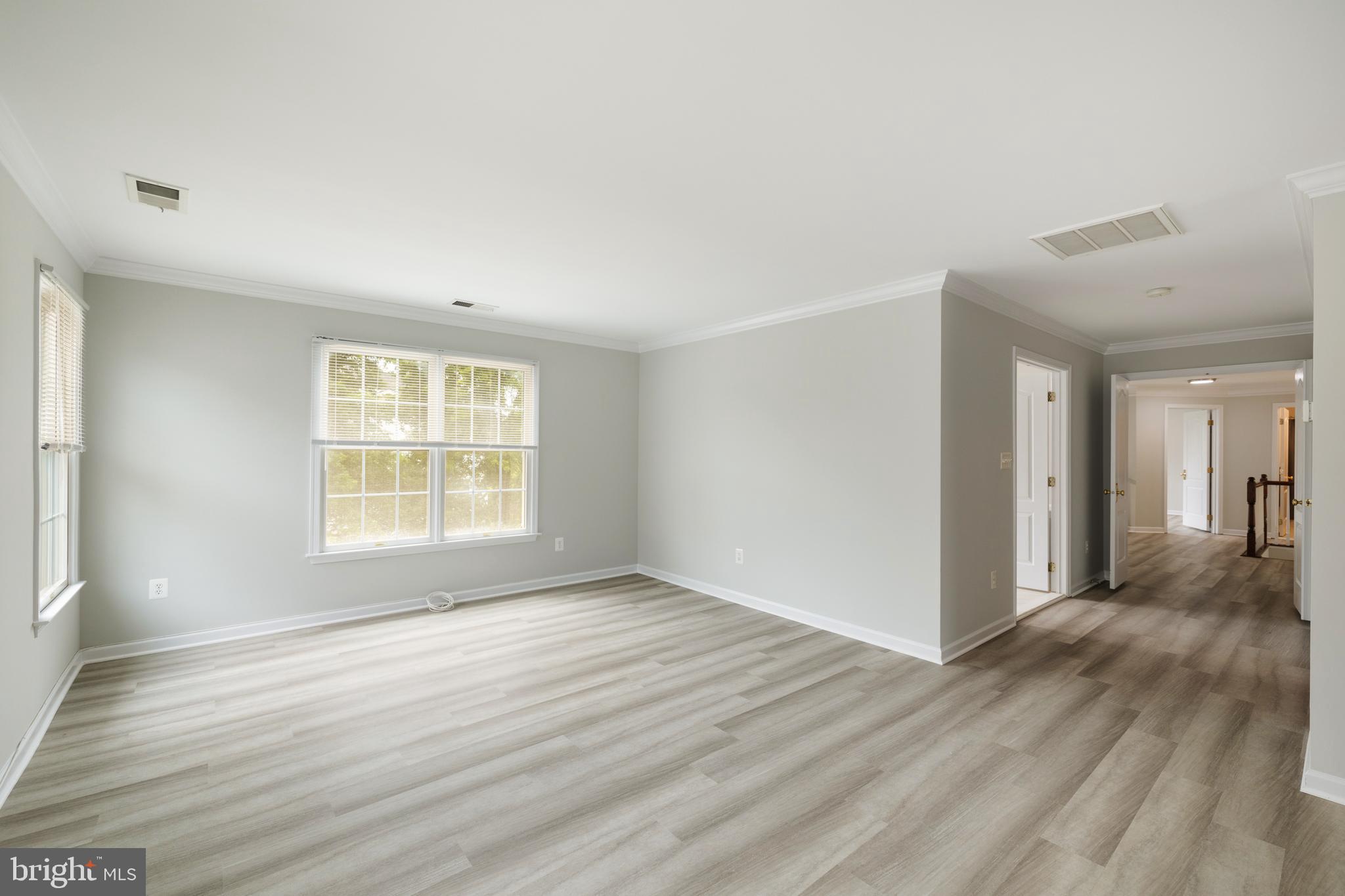 22829 QUEENSBRIDGE DRIVE