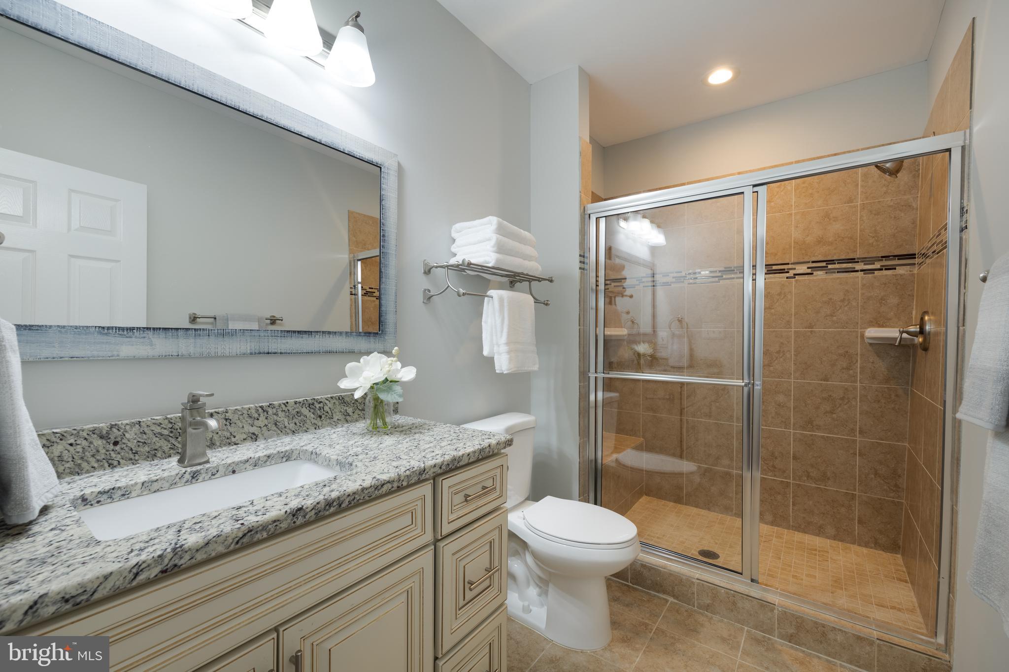 22829 QUEENSBRIDGE DRIVE