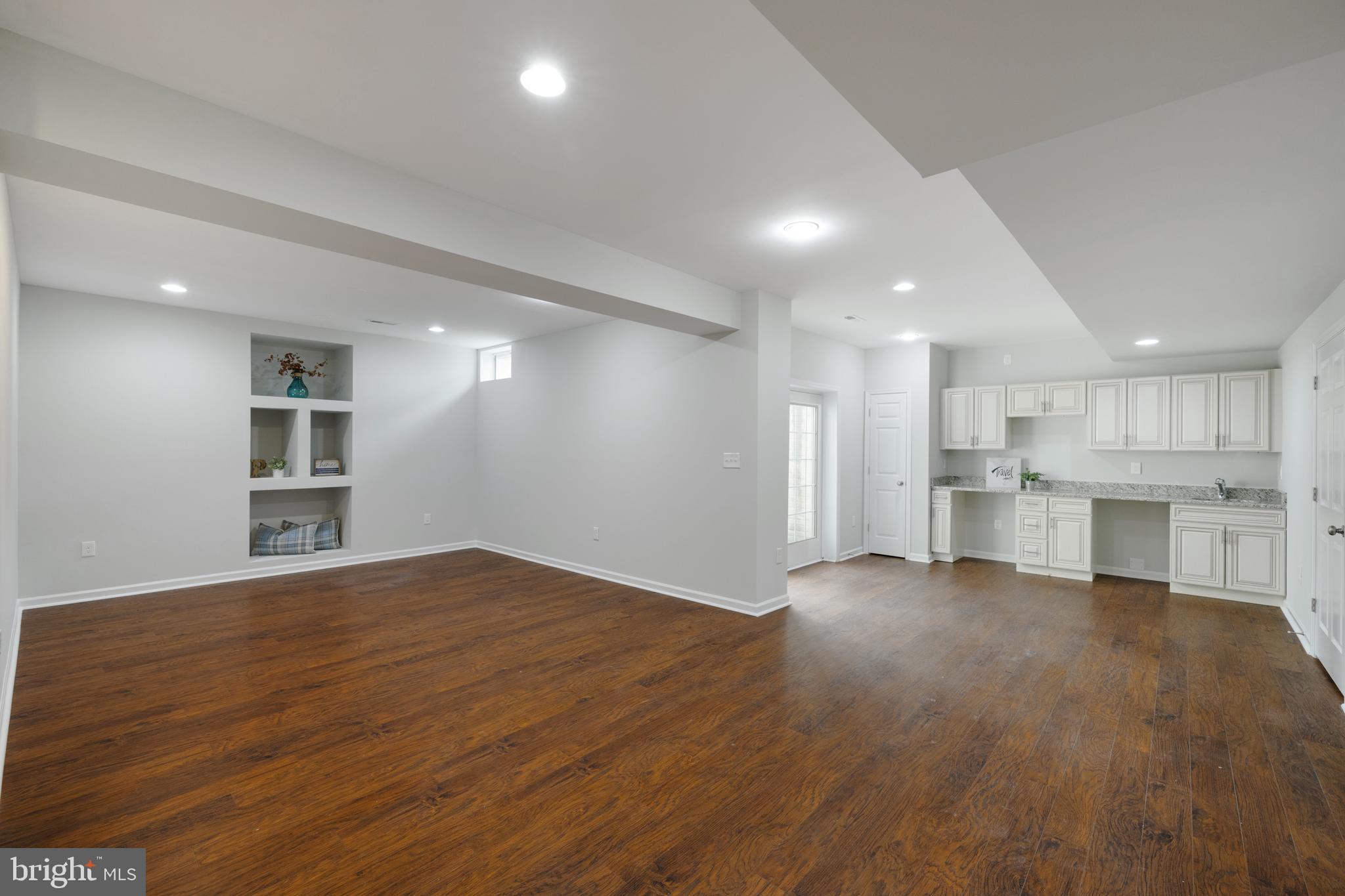 22829 QUEENSBRIDGE DRIVE