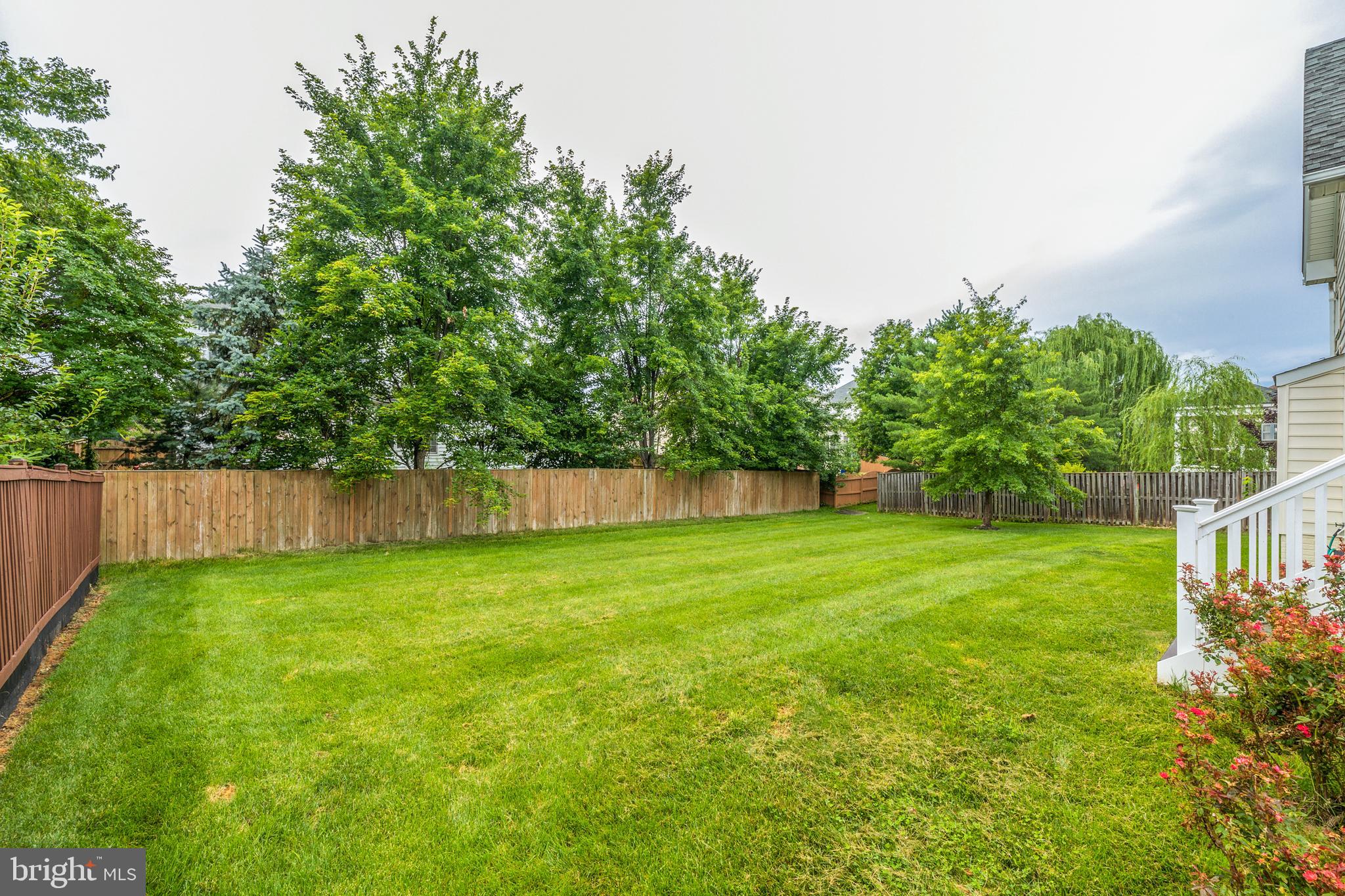 22829 QUEENSBRIDGE DRIVE
