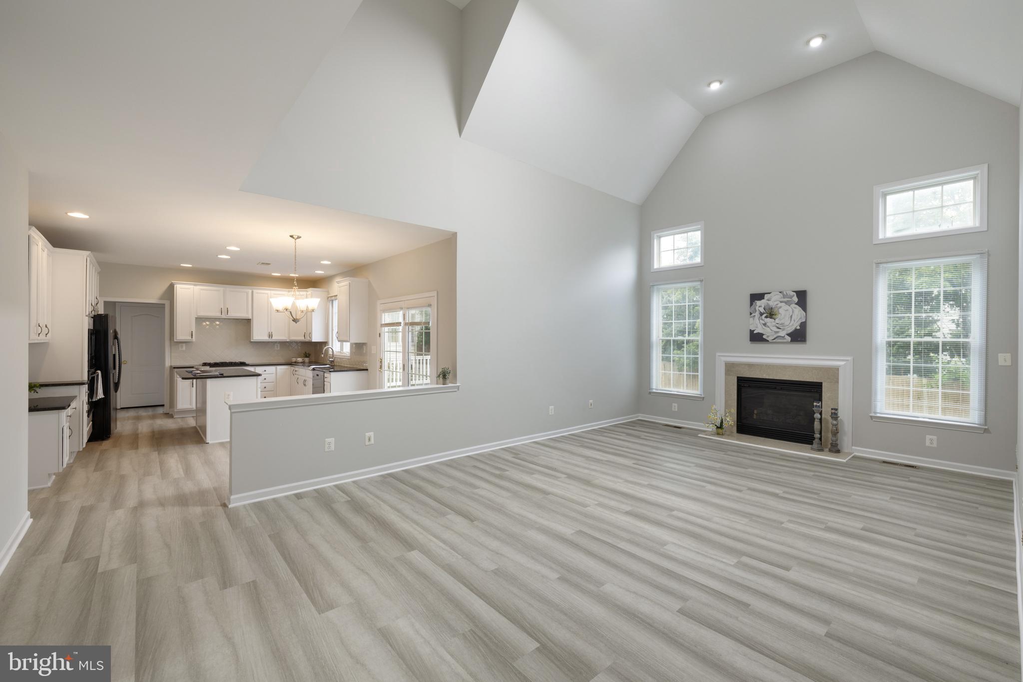 22829 QUEENSBRIDGE DRIVE