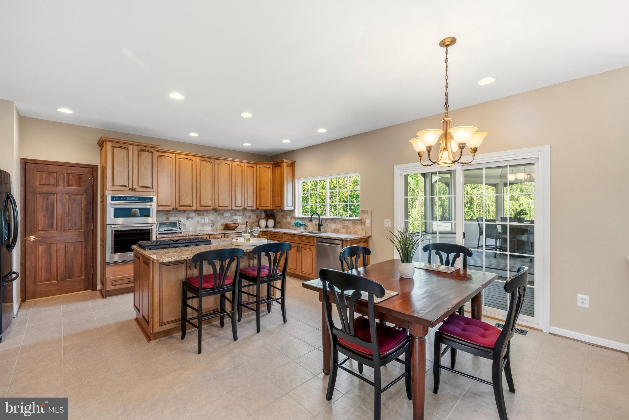 21916 BELLAIR COURT