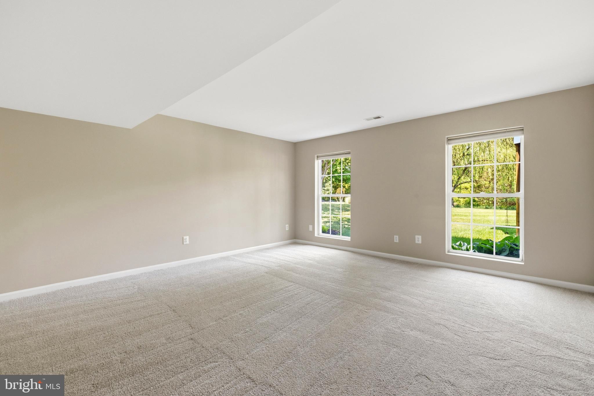21916 BELLAIR COURT
