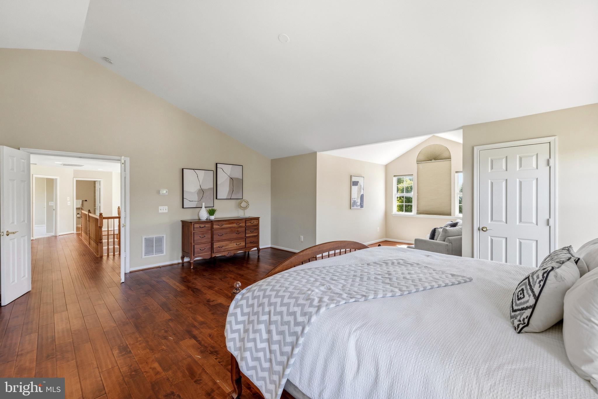 21916 BELLAIR COURT