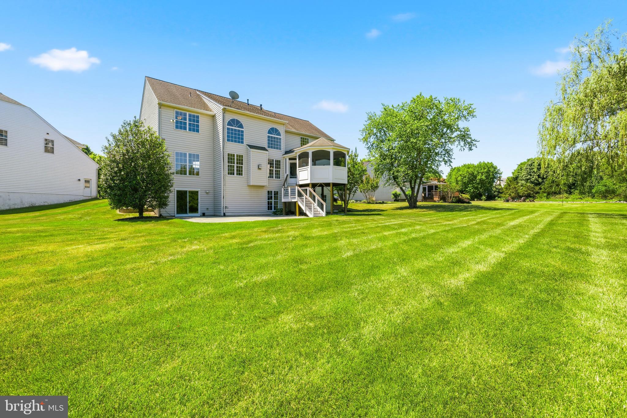 21916 BELLAIR COURT