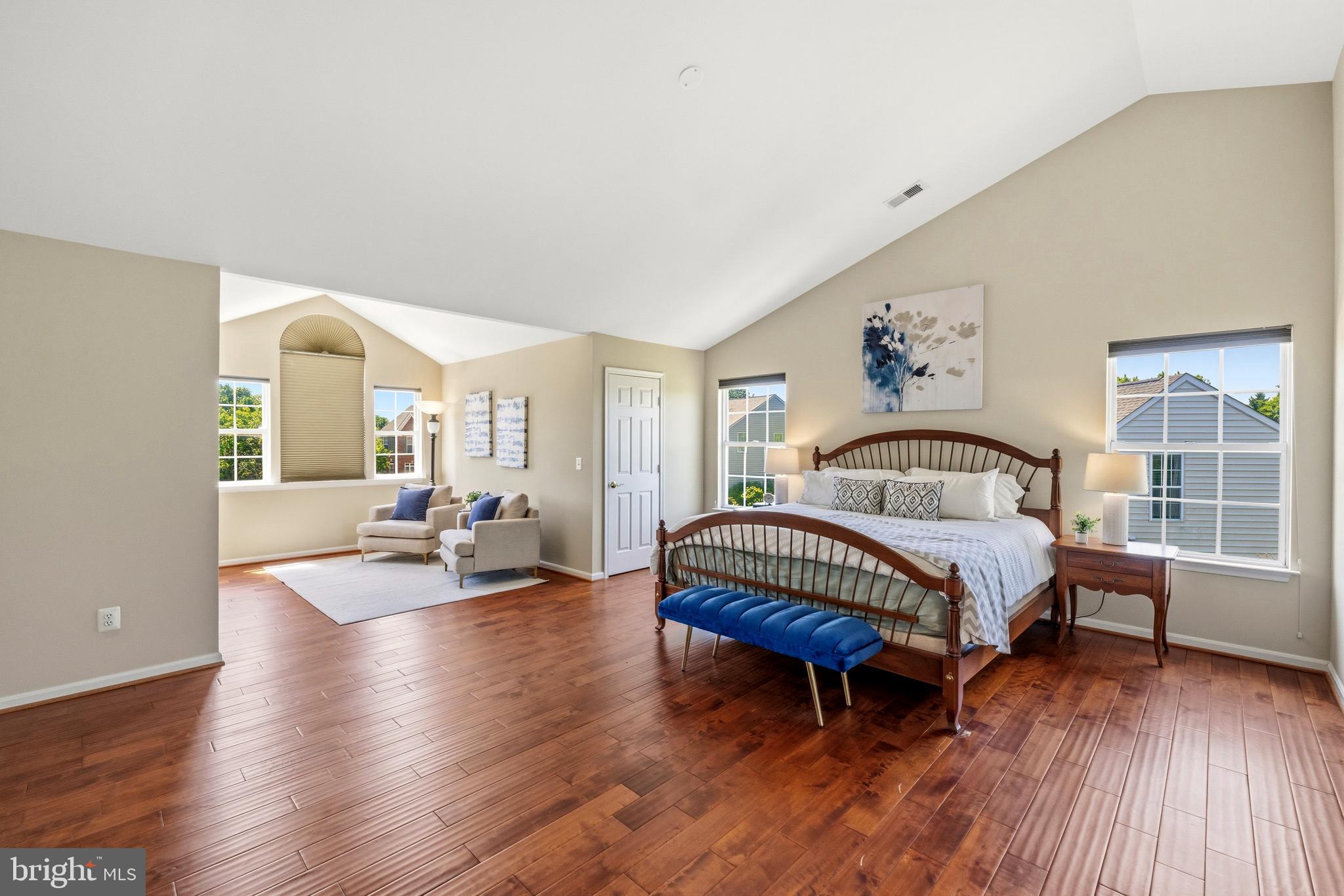 21916 BELLAIR COURT