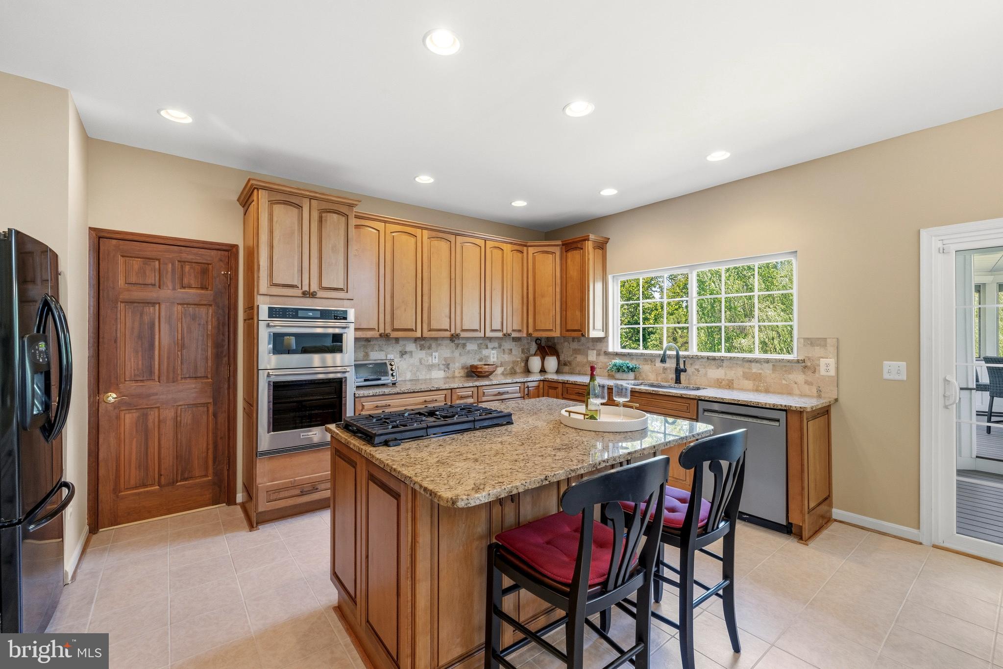 21916 BELLAIR COURT