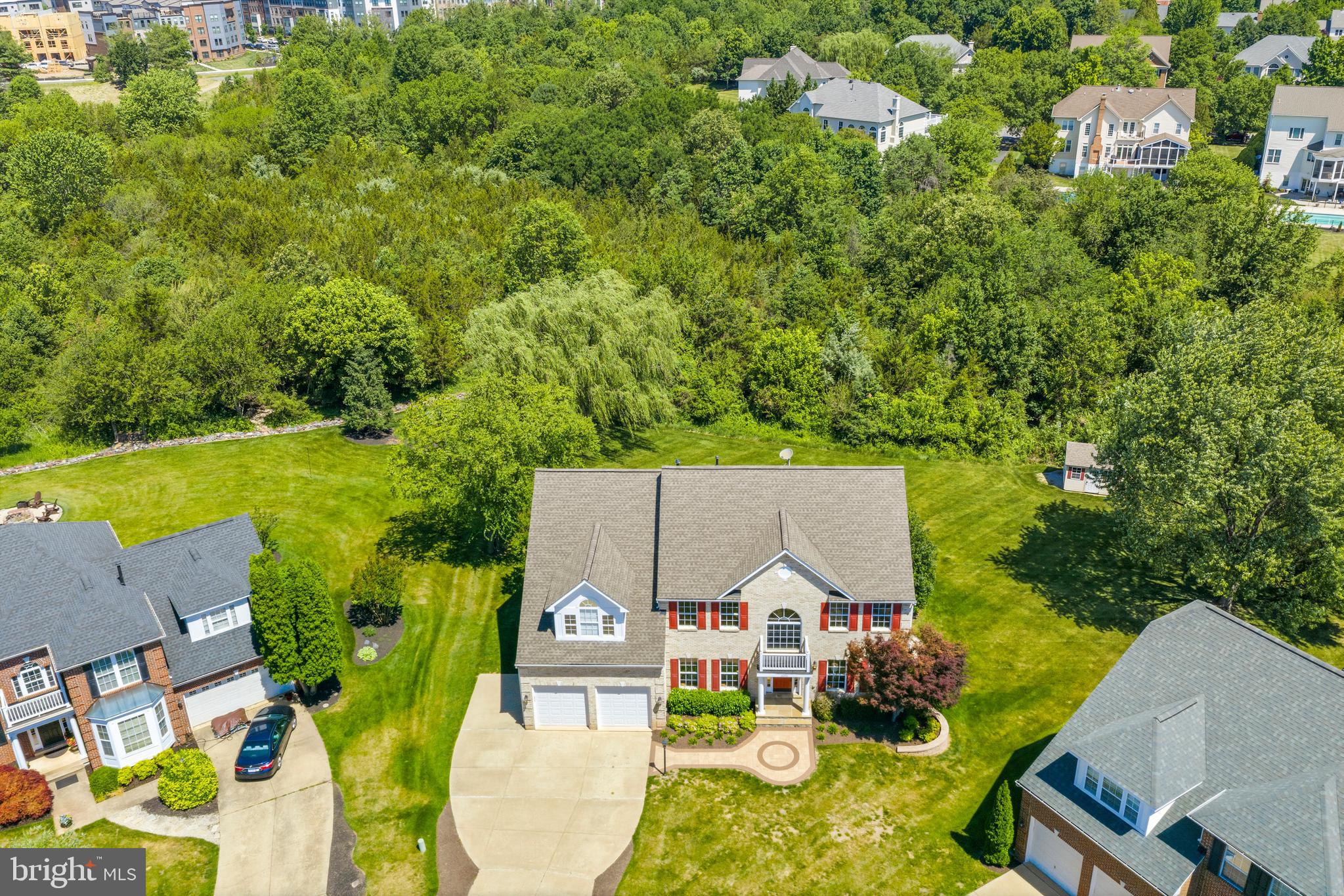 21916 BELLAIR COURT