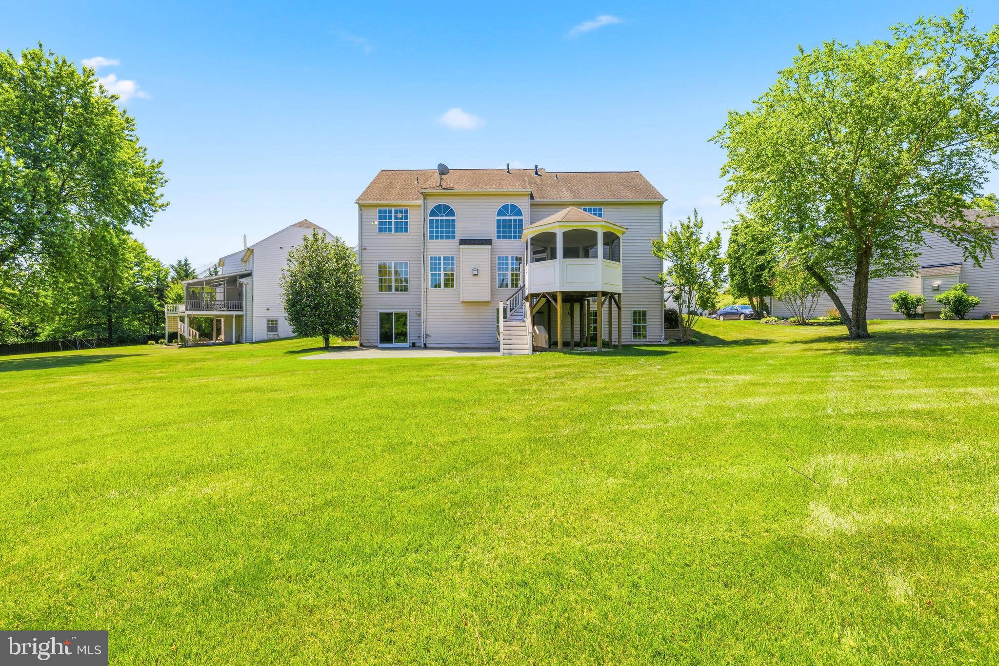 21916 BELLAIR COURT