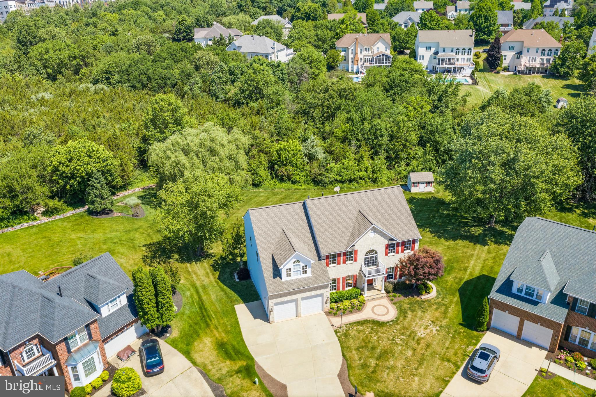 21916 BELLAIR COURT