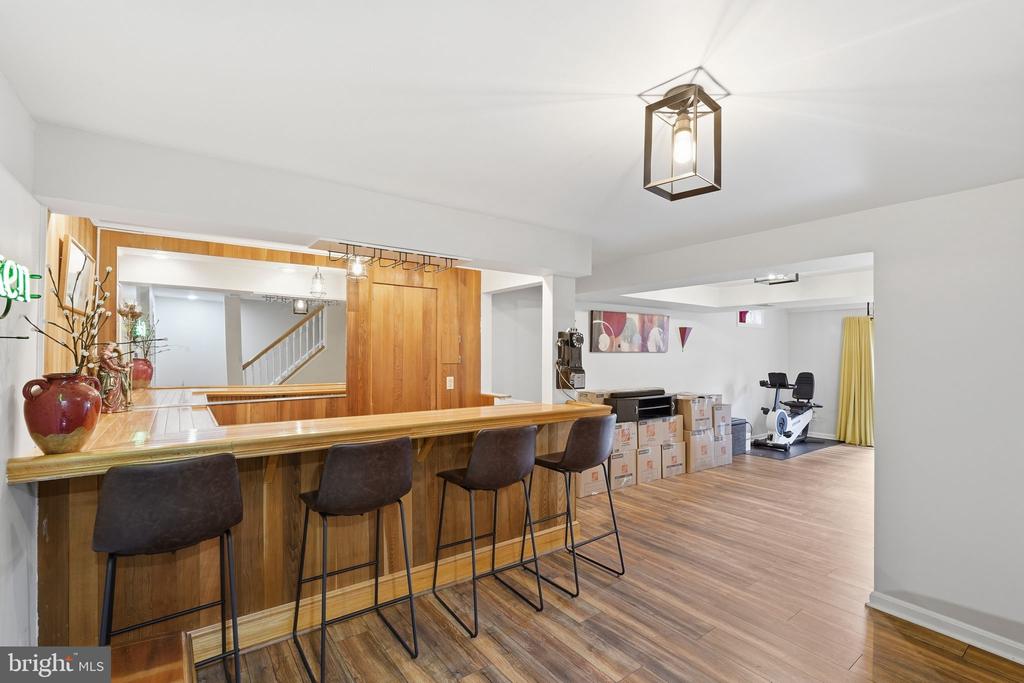 204 GRAFTON WAY NE