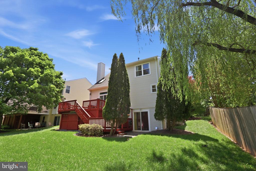 204 GRAFTON WAY NE