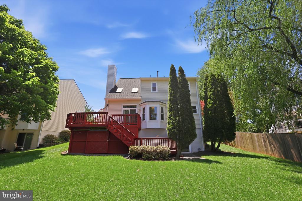 204 GRAFTON WAY NE
