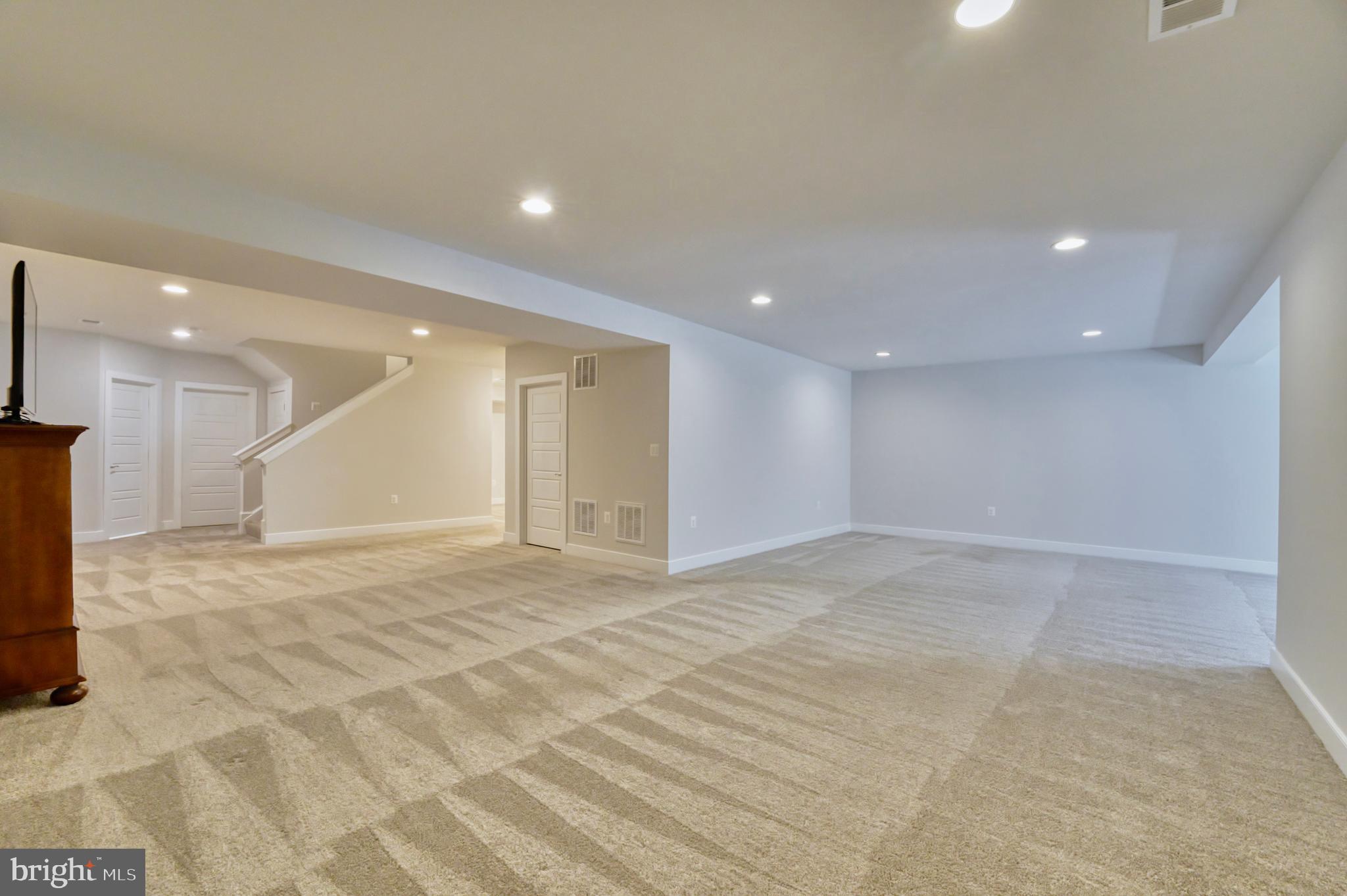 23695 CYPRESS GLEN SQUARE