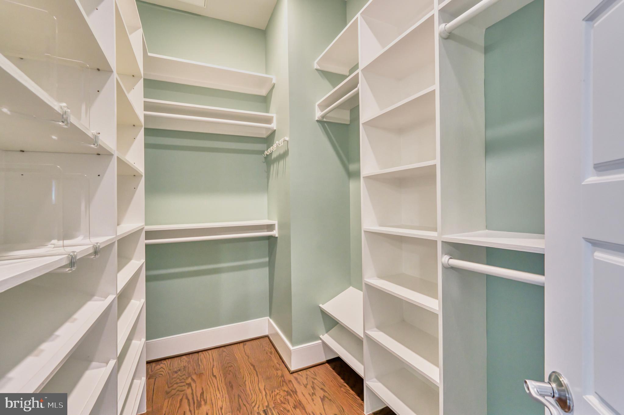 23695 CYPRESS GLEN SQUARE