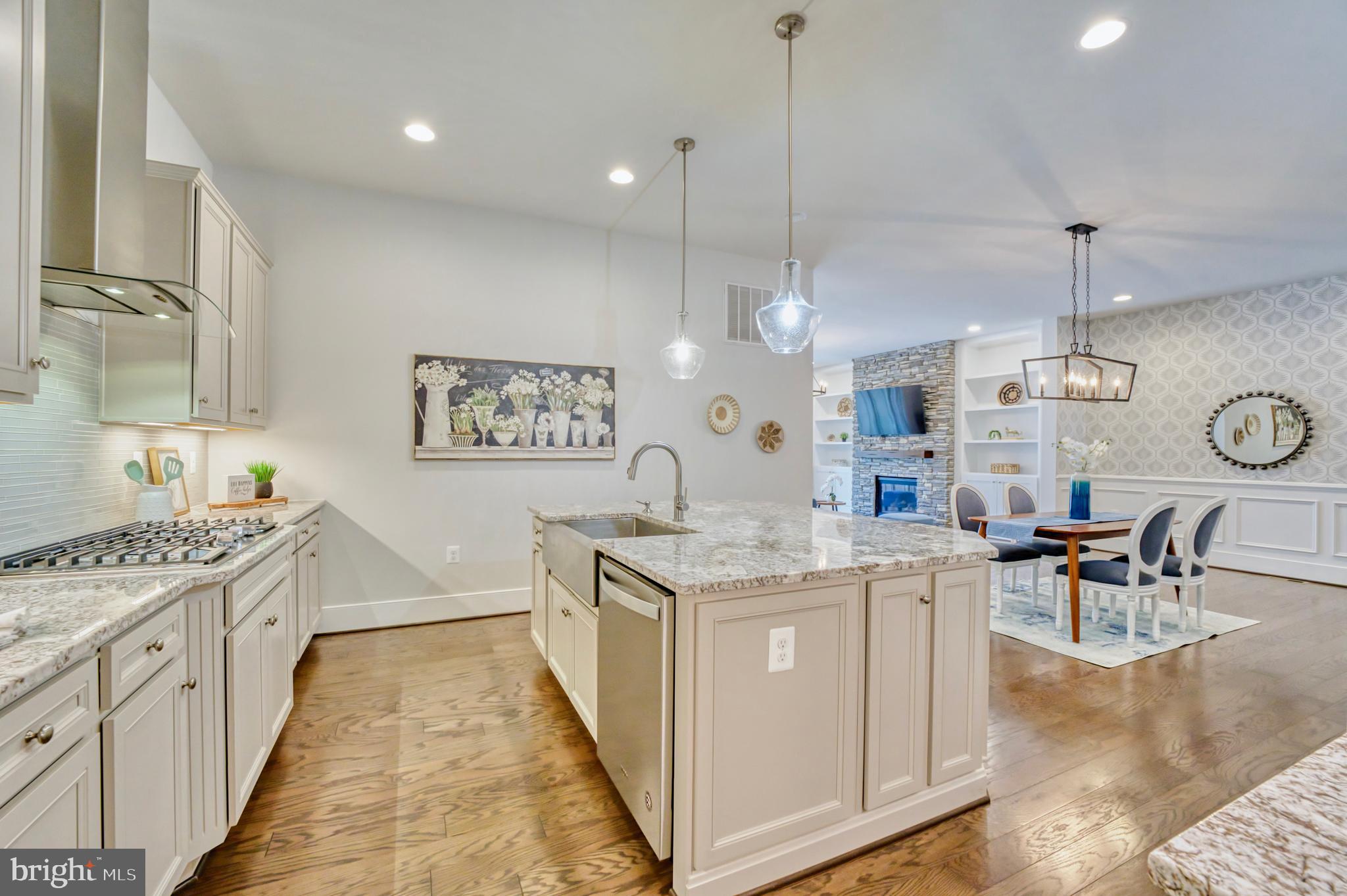 23695 CYPRESS GLEN SQUARE