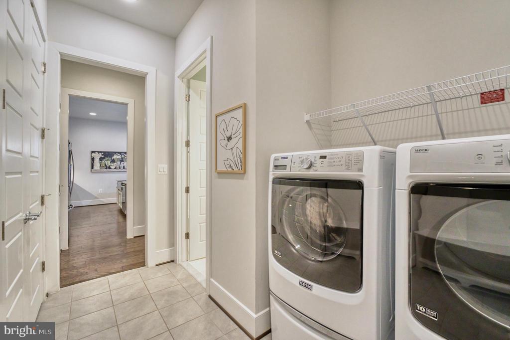 23695 CYPRESS GLEN SQUARE