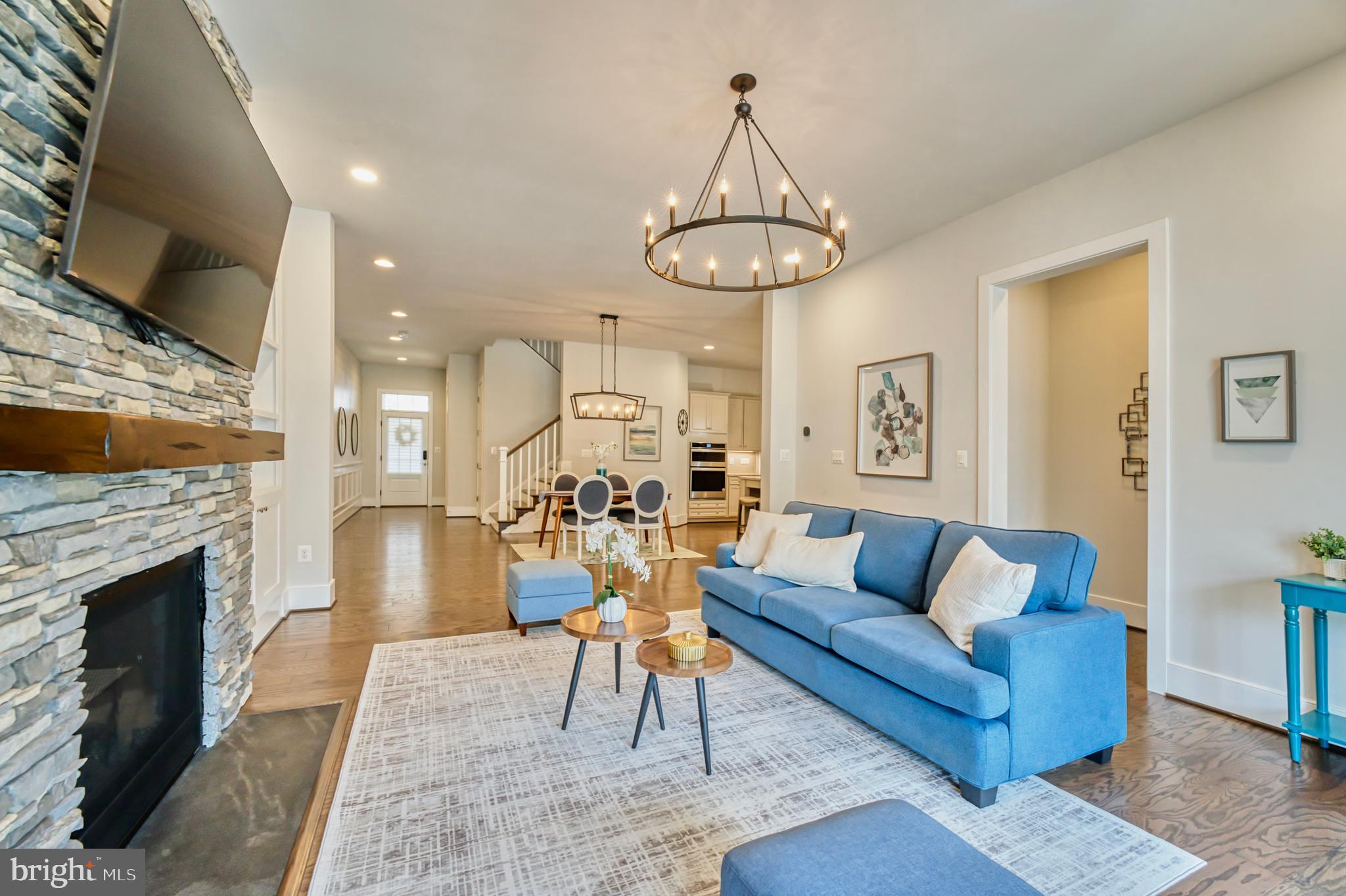 23695 CYPRESS GLEN SQUARE