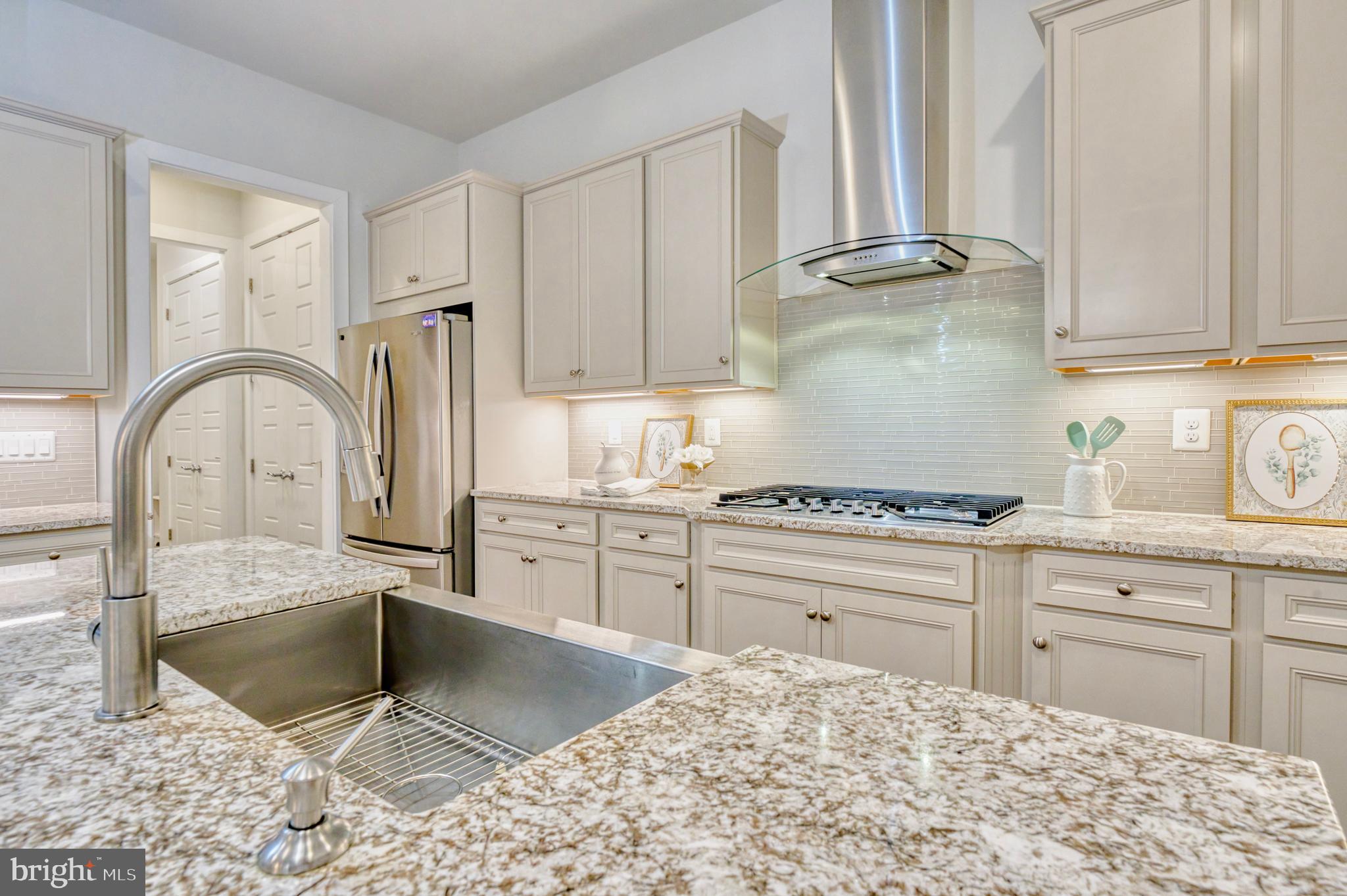 23695 CYPRESS GLEN SQUARE