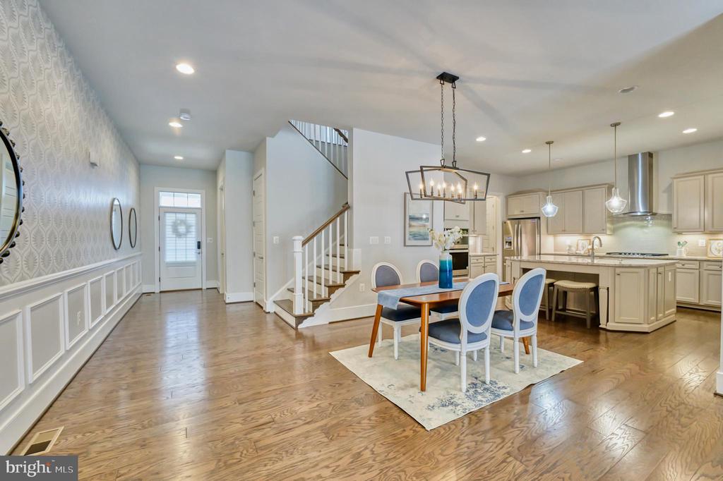 23695 CYPRESS GLEN SQUARE