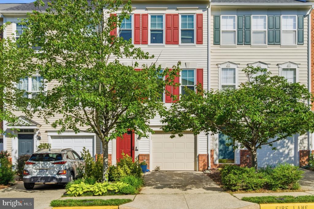 21553 FIELD STATION TERRACE