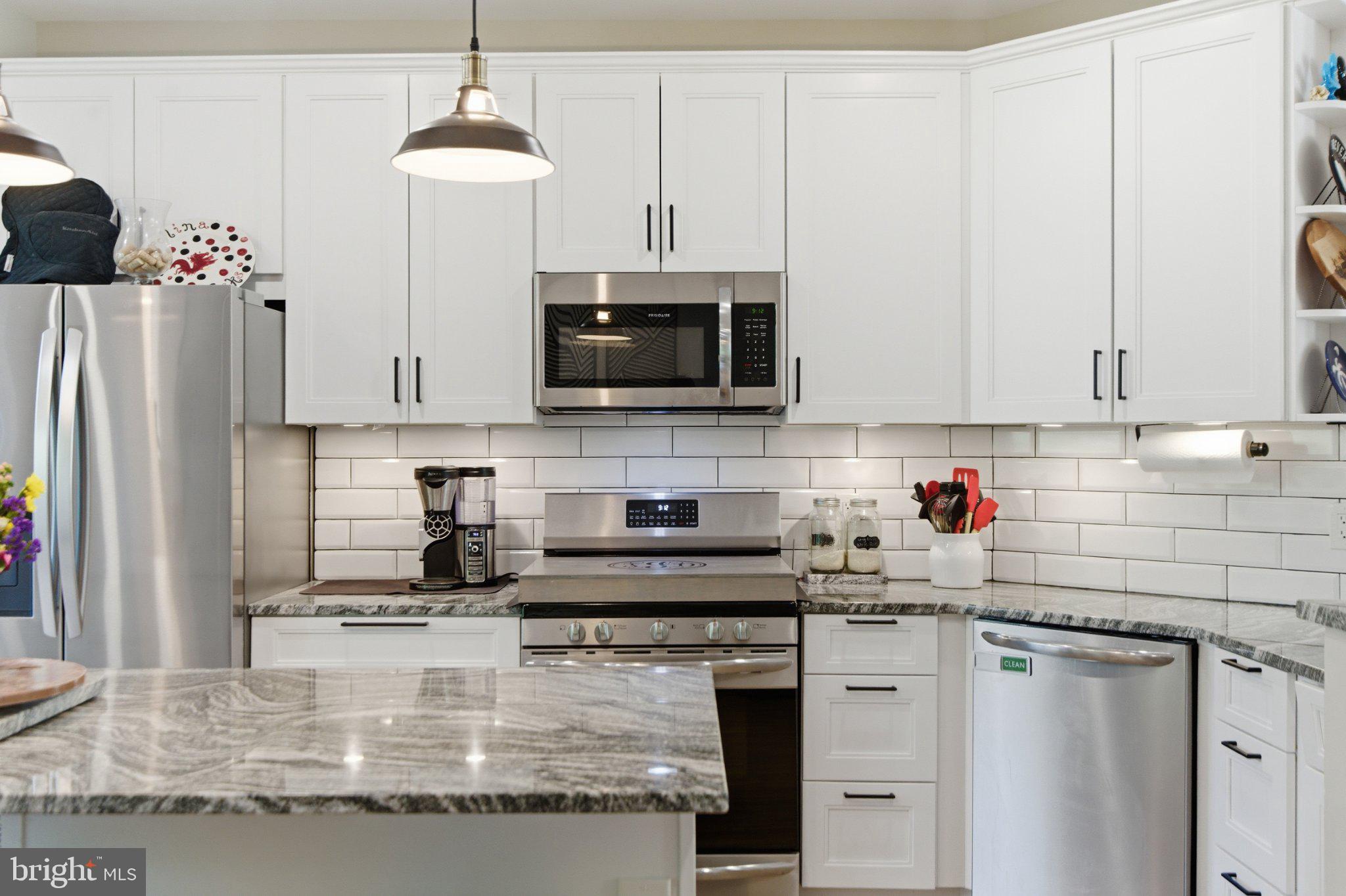 21553 FIELD STATION TERRACE