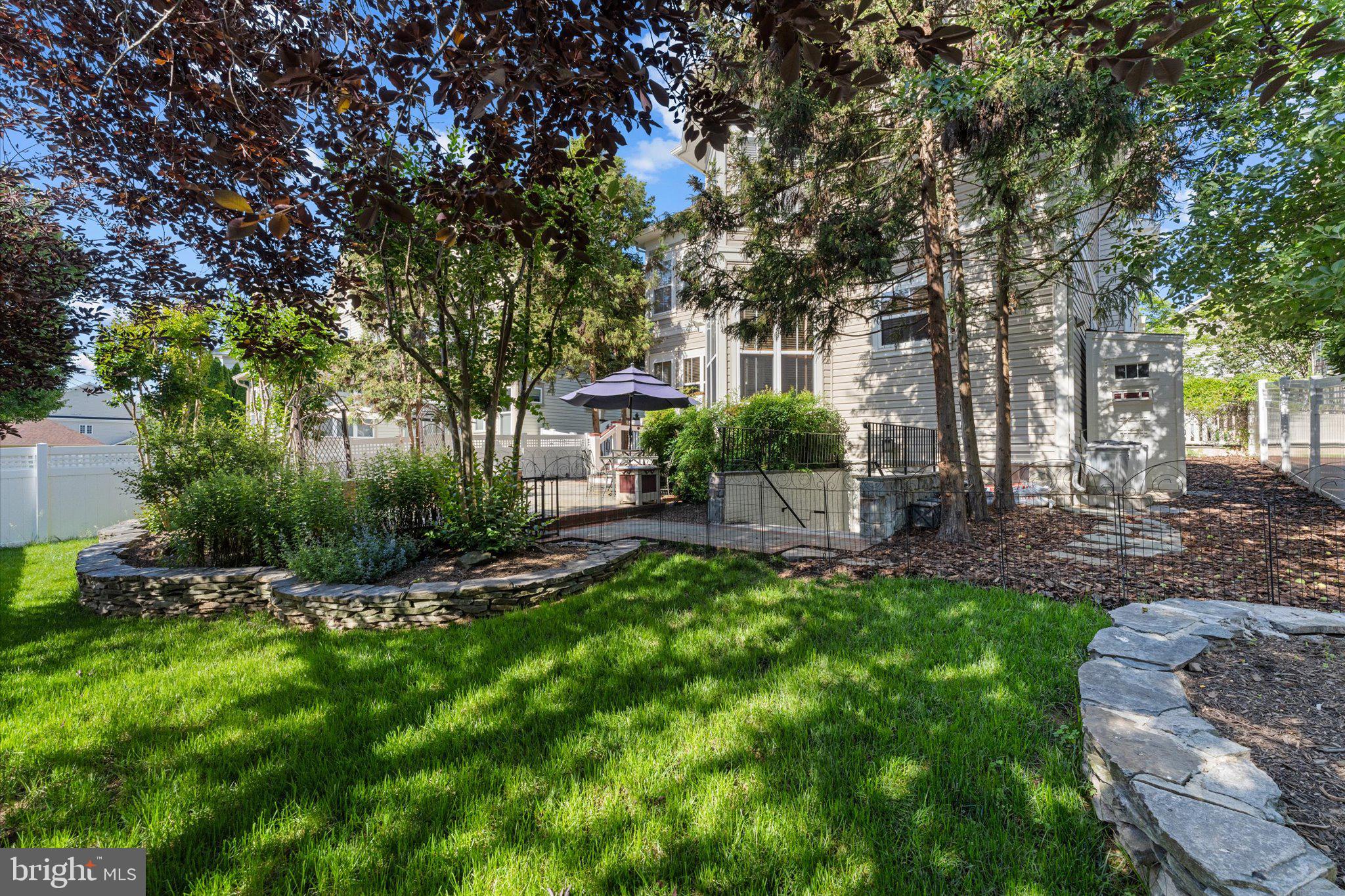 22826 COURTLAND PARK DRIVE