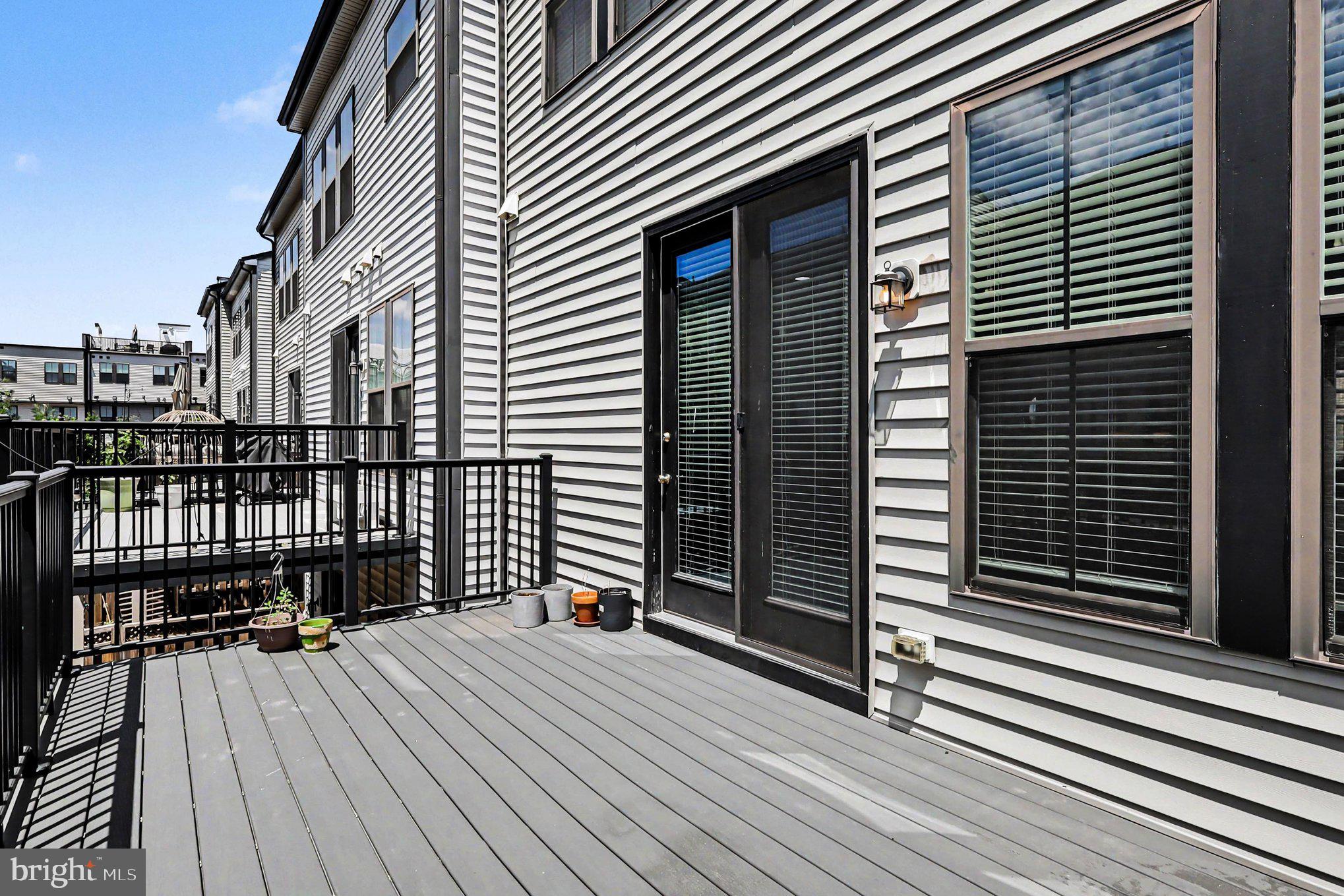42361 VANCOUVER TERRACE