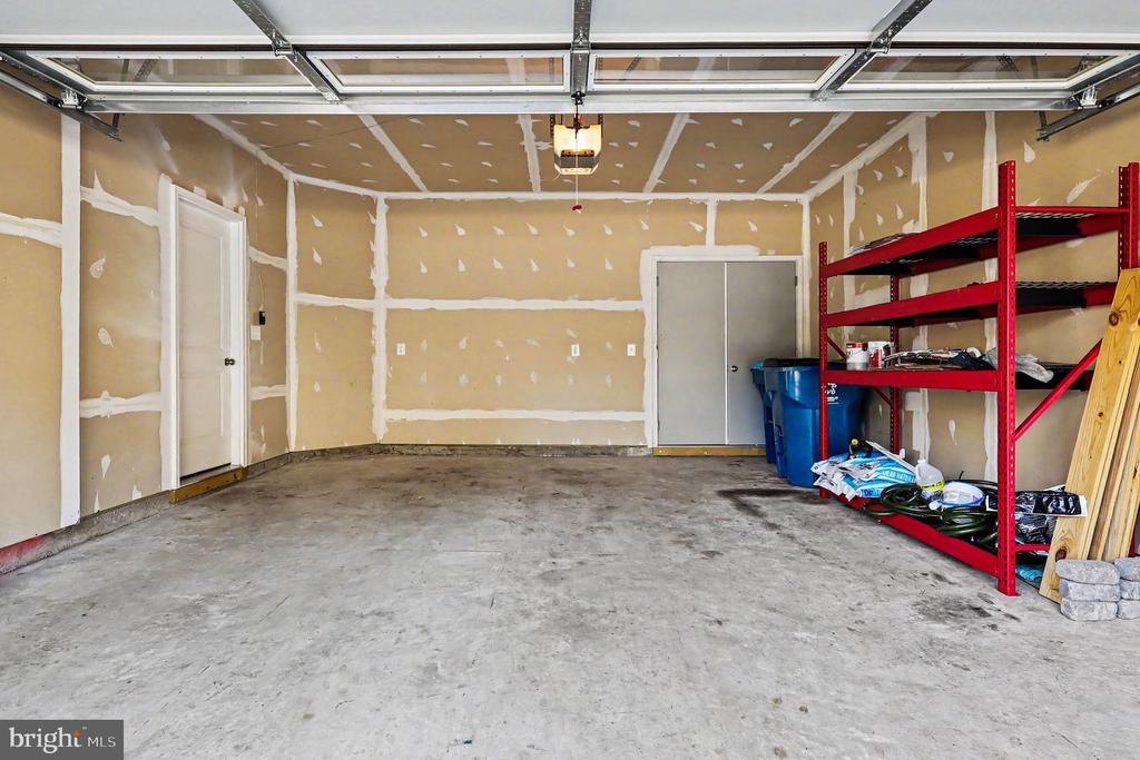 42361 VANCOUVER TERRACE