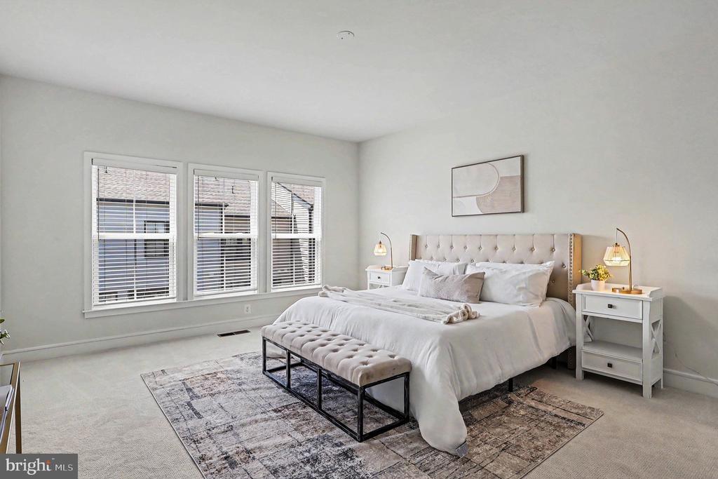 42361 VANCOUVER TERRACE