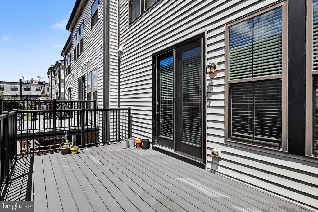 42361 VANCOUVER TERRACE