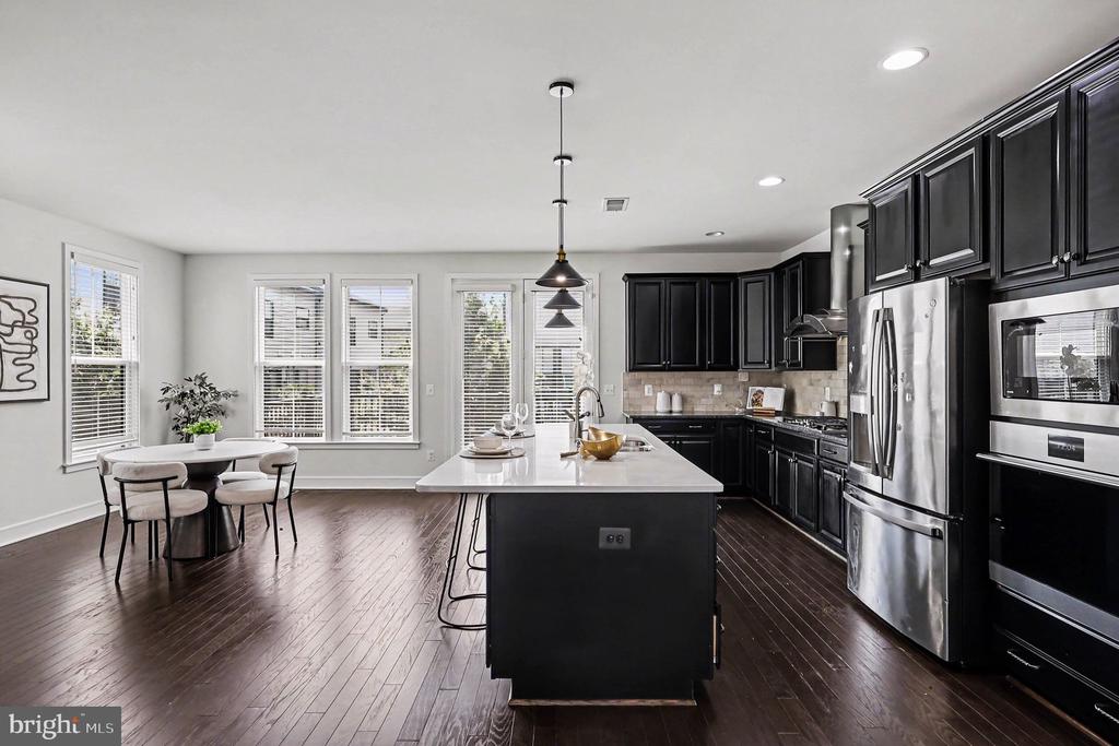 42361 VANCOUVER TERRACE