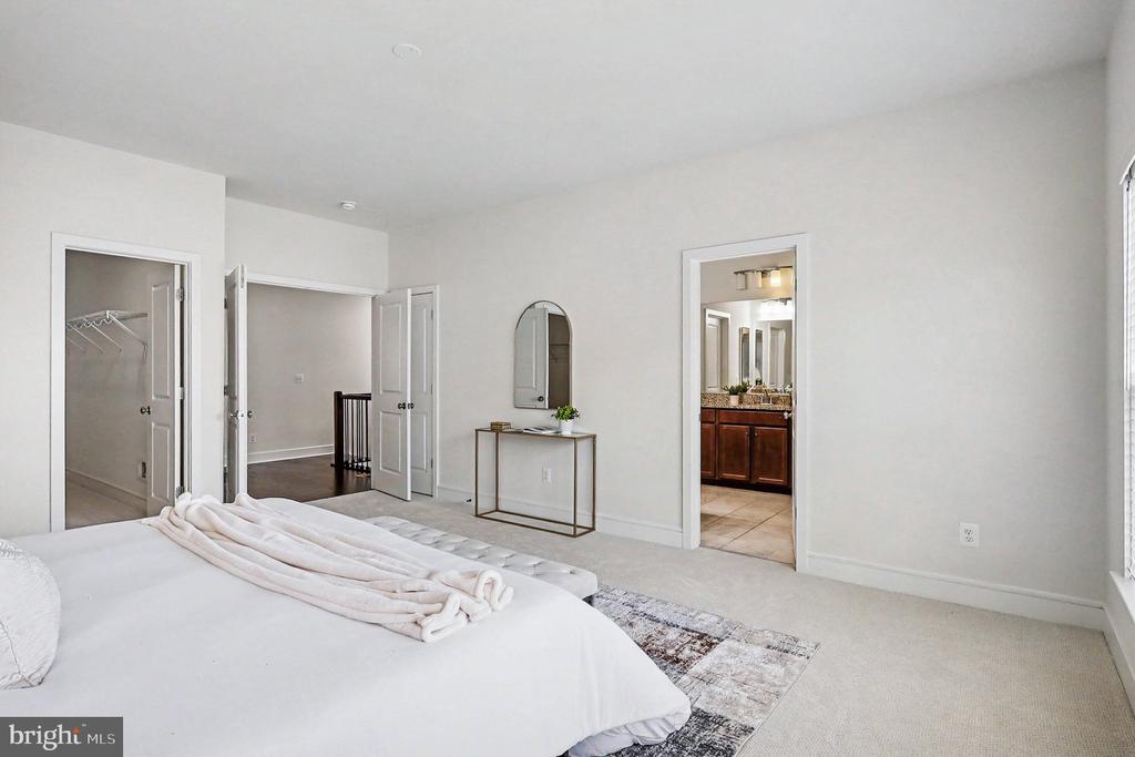 42361 VANCOUVER TERRACE