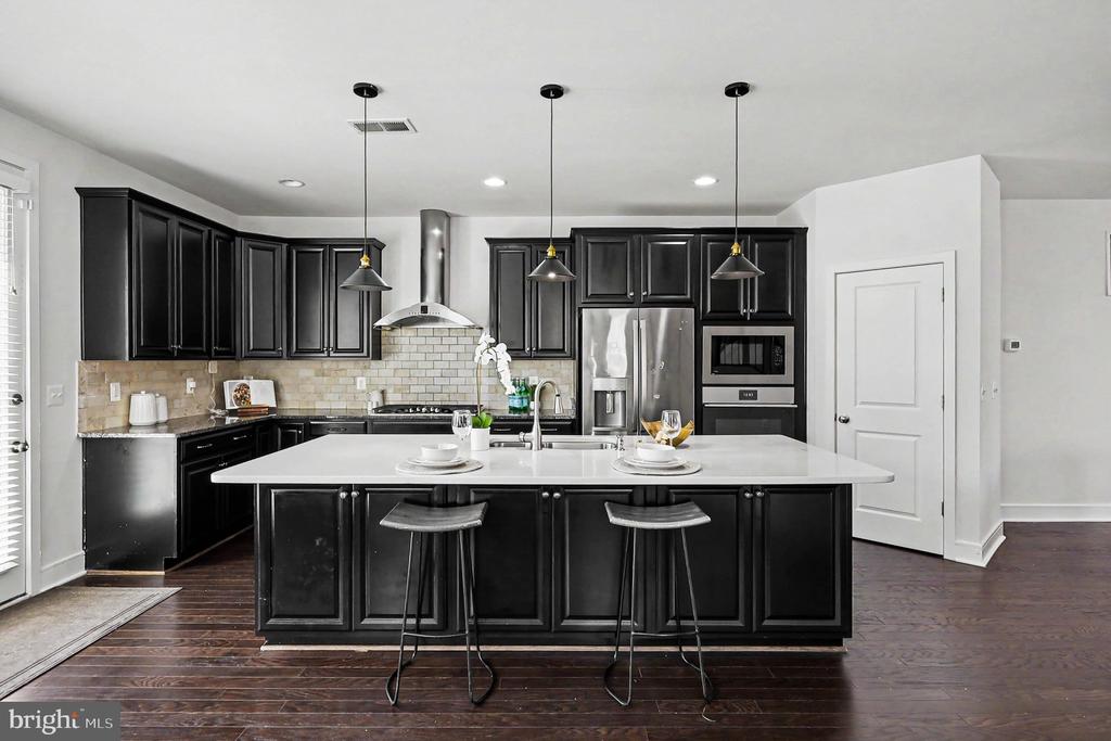 42361 VANCOUVER TERRACE