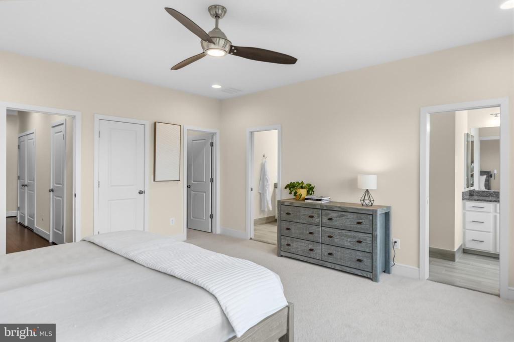 23072 SULLIVANS COVE SQUARE