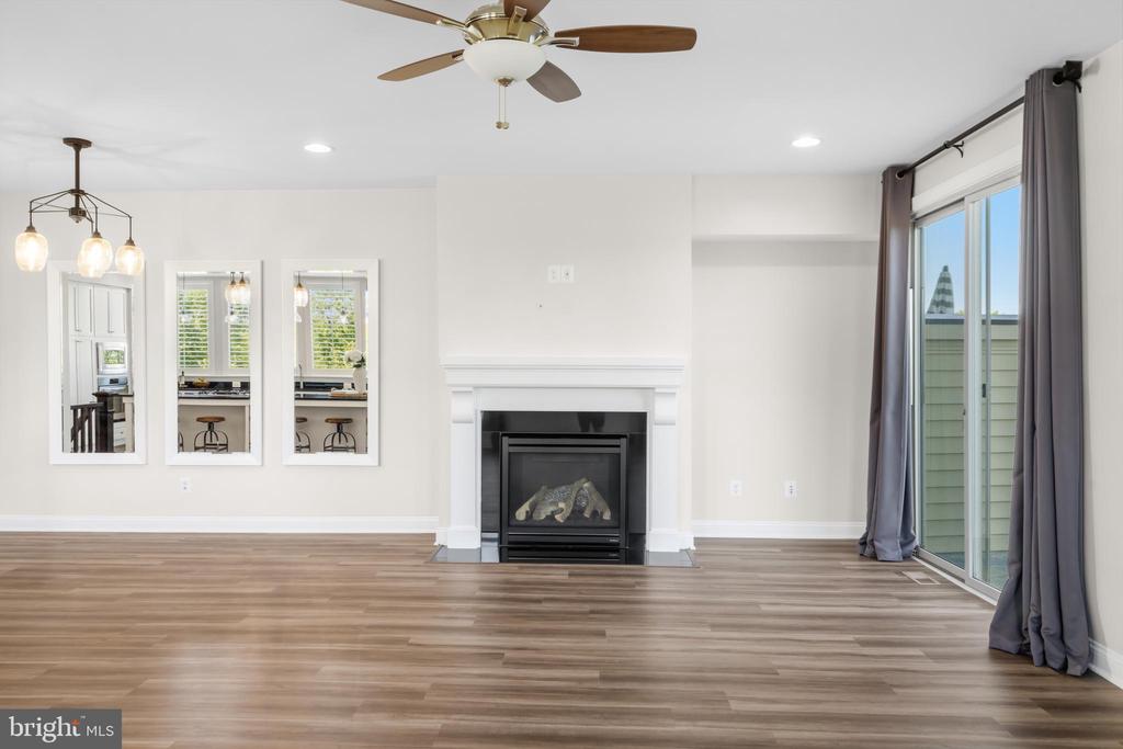22807 BREEZY HOLLOW DRIVE