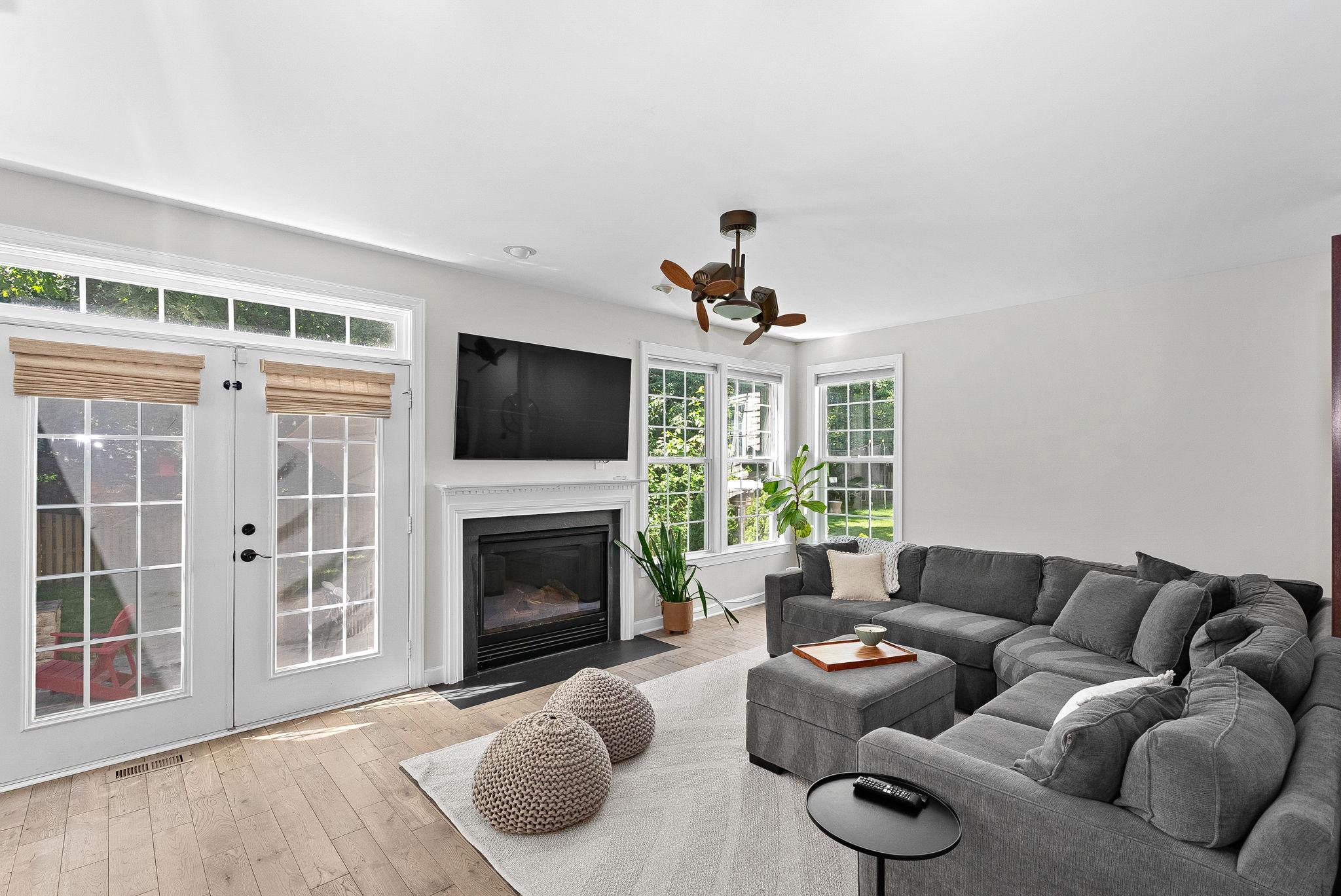 42573 REGAL WOOD DRIVE